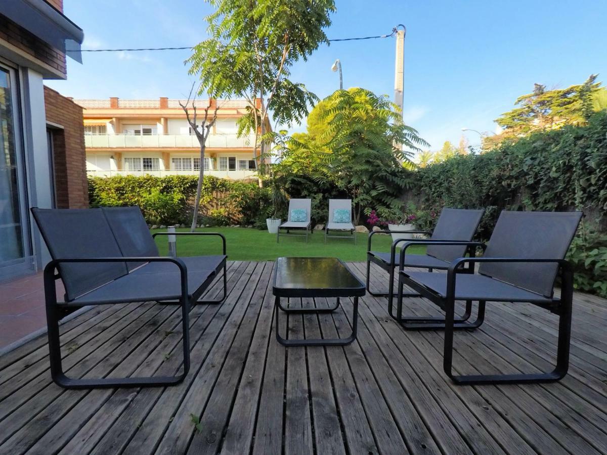 Beach House Castelldefels Exterior photo